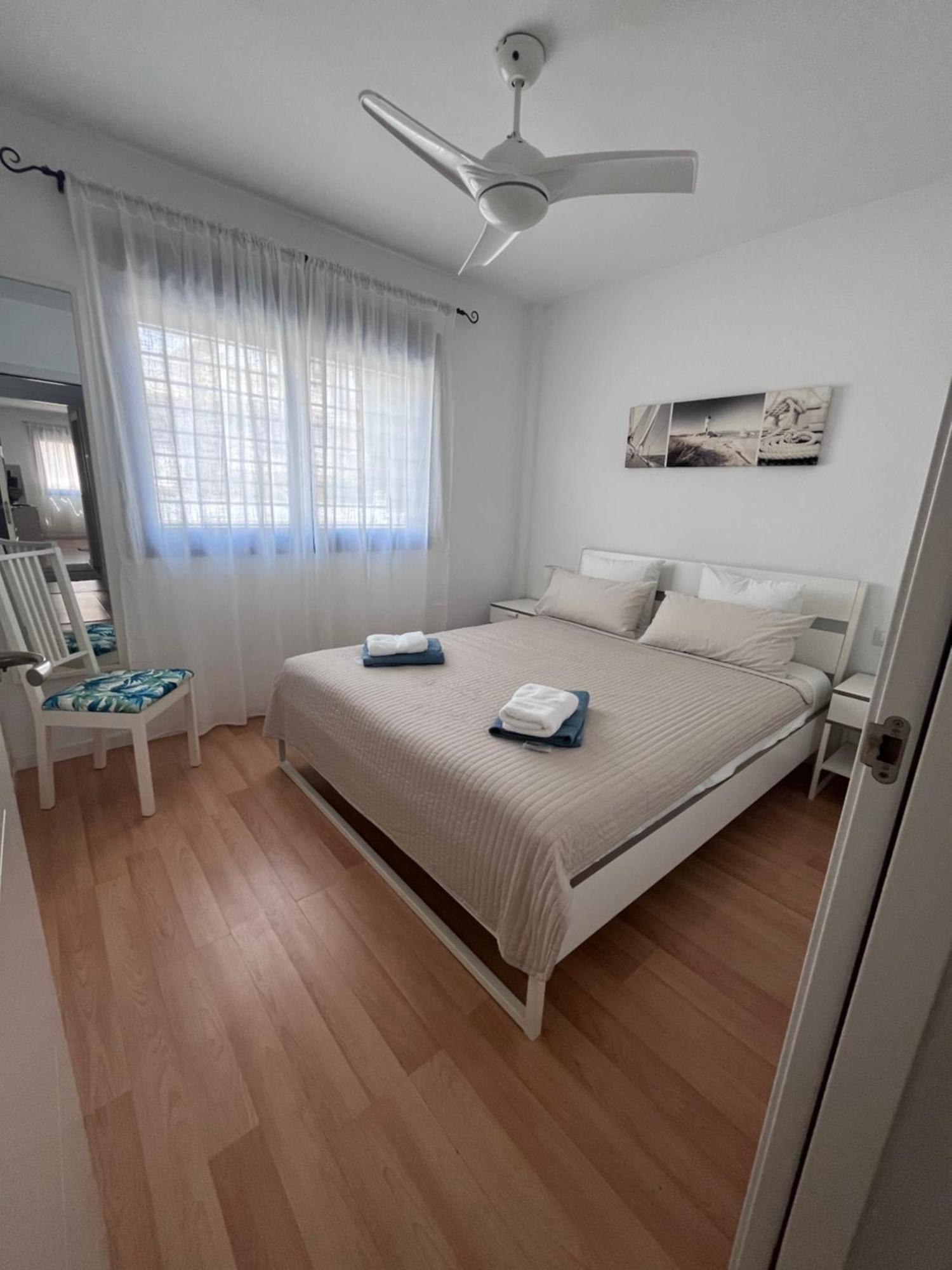 Puerta Al Mar Lägenhet Málaga Exteriör bild